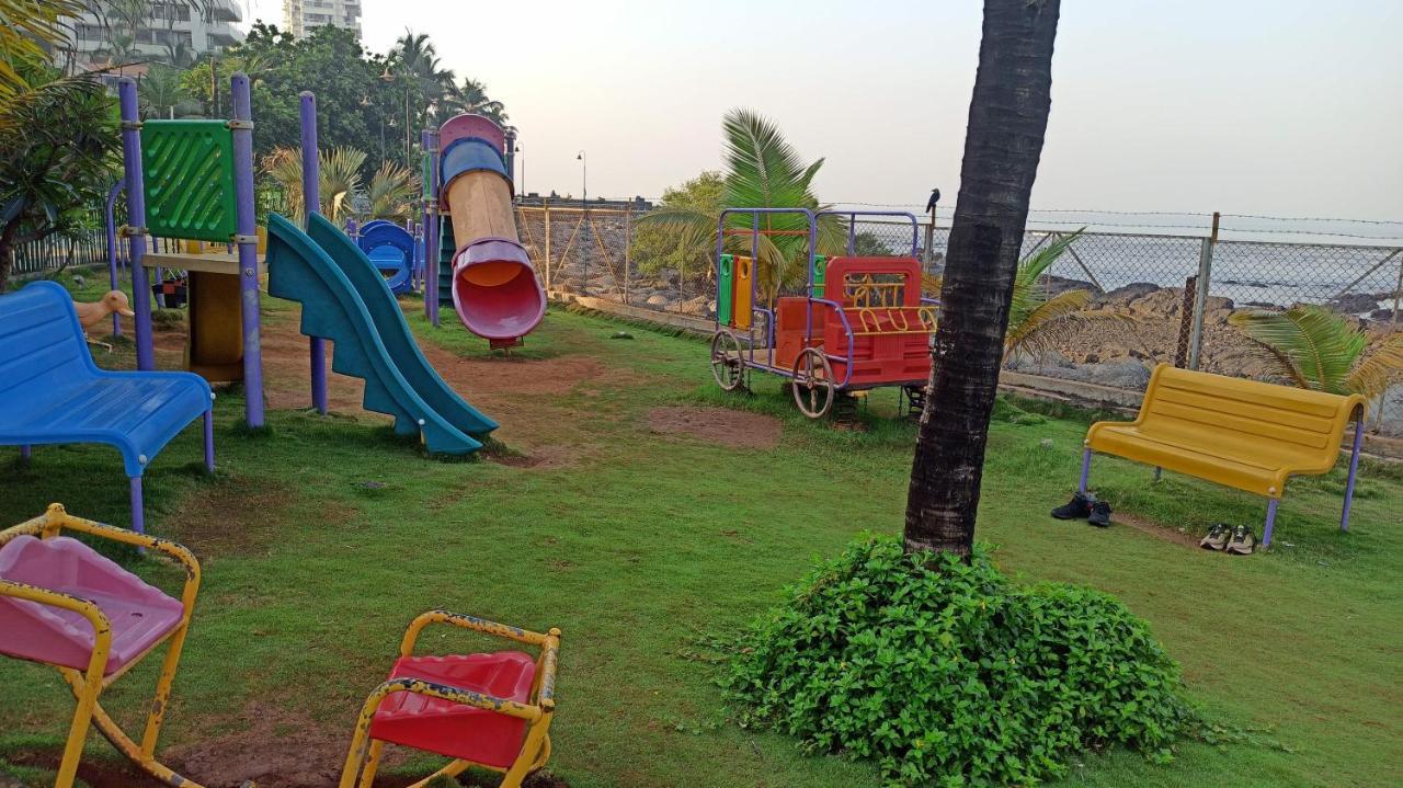 Cozy Private Ac Studio By The Sea Bandstand Bandra W Mumbai Nr Taj Lands End Appartamento Esterno foto
