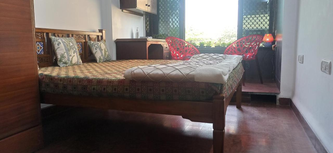 Cozy Private Ac Studio By The Sea Bandstand Bandra W Mumbai Nr Taj Lands End Appartamento Esterno foto